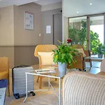 3 Pers - Climatise, Balcon, 50m, Centre-ville - Fr-1-466a-42 Saint-Raphaël