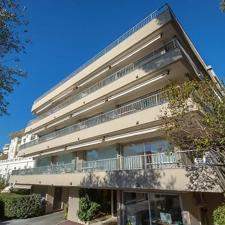 3 Pers - Climatise, Balcon, 50m, Centre-ville - Fr-1-466a-42 Saint-Raphael (Var)